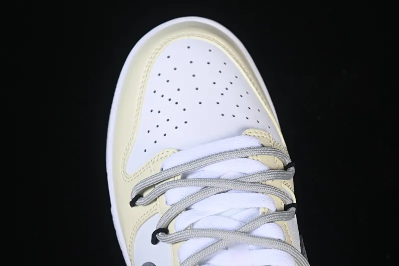 All categories Nk SB Dunk Series Nk SB Dunk Low High-end customized low-top sneakers Nike SB Dunk Low straps low-top casual sneakers HF5441-105